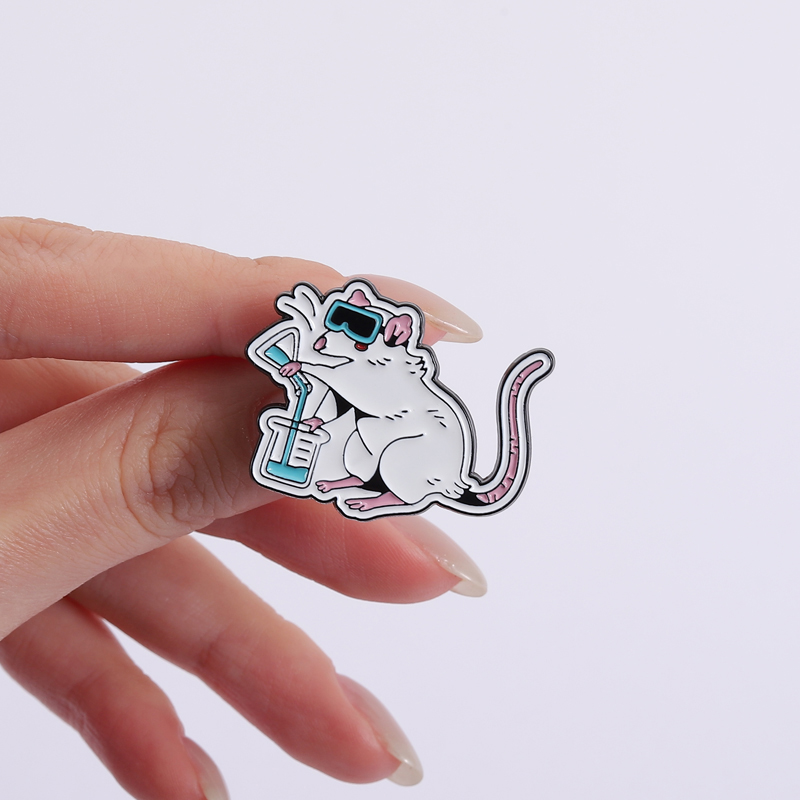 Cartoon Lab Rat Enamel Pins Sc - Science Buddies recension och pris